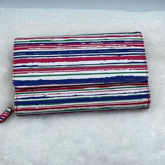 NWOT Safe Keeper wallet. - Picture 1 of 10